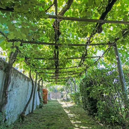 Vakantiehuis Historic Holiday In Cosenza Near Pollino Park Mormanno