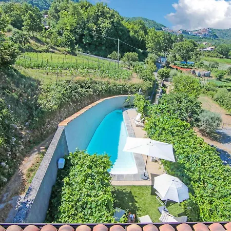 Historic Holiday In Cosenza Near Pollino Park Vakantiehuis